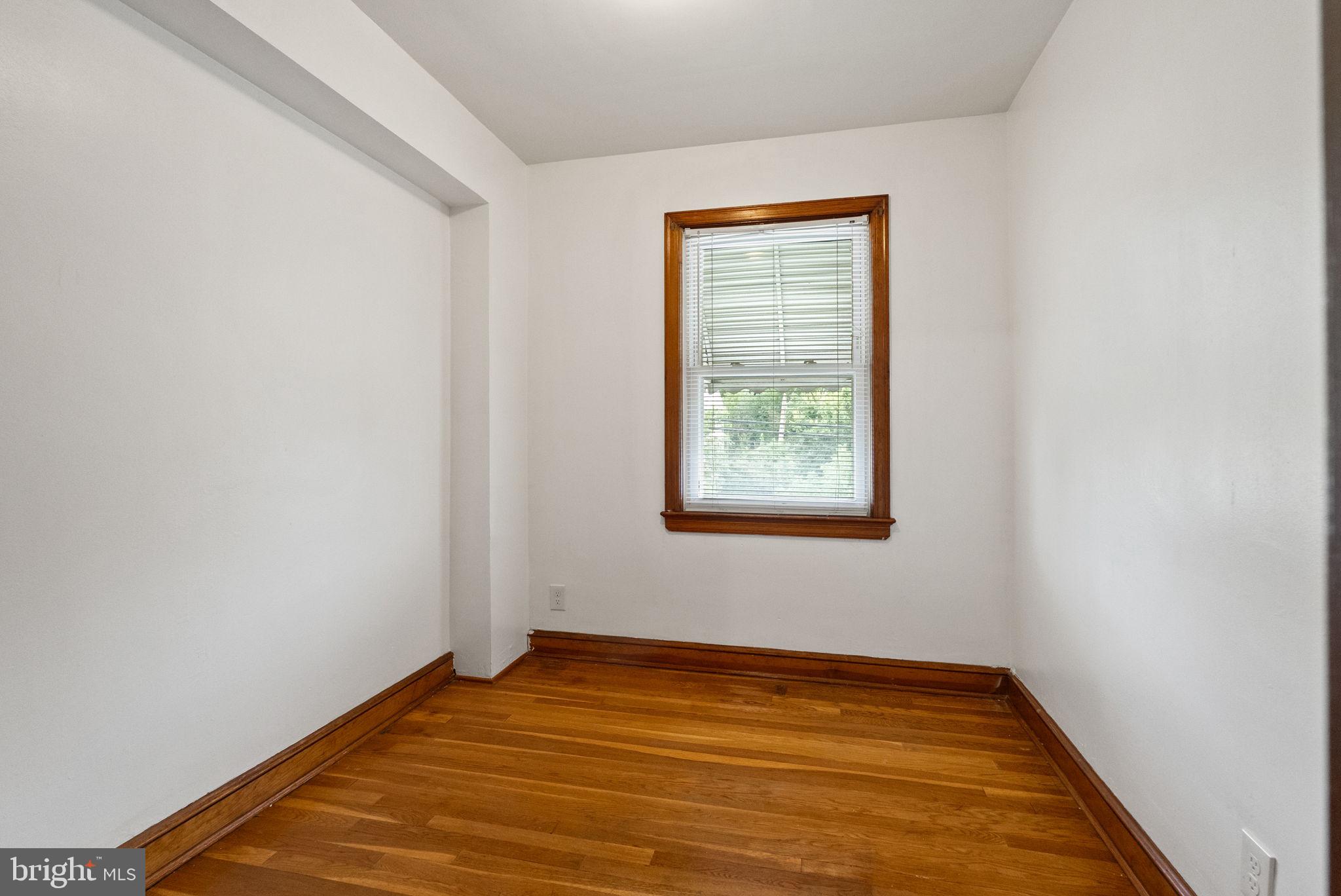 2216 Good Hope Rd/marion Barry Ave Road Southeast Washington, DC 20020 - Photo 21 of 29