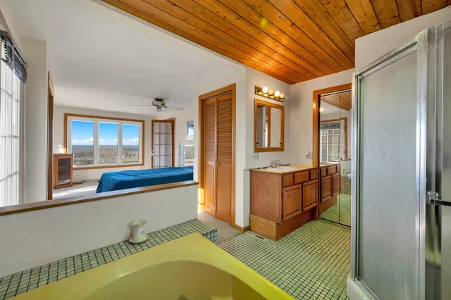 $269,900 | 2627 Bay Settlement Road, Green Bay, WI 54311