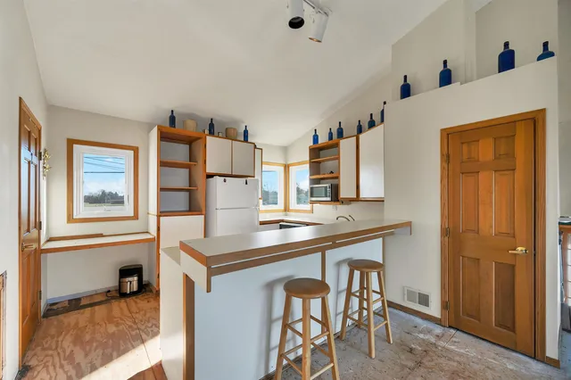 $269,900 | 2627 Bay Settlement Road, Green Bay, WI 54311