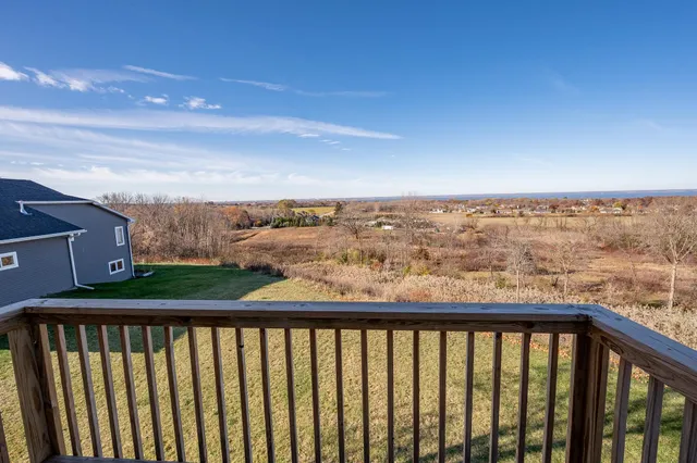 $269,900 | 2627 Bay Settlement Road, Green Bay, WI 54311