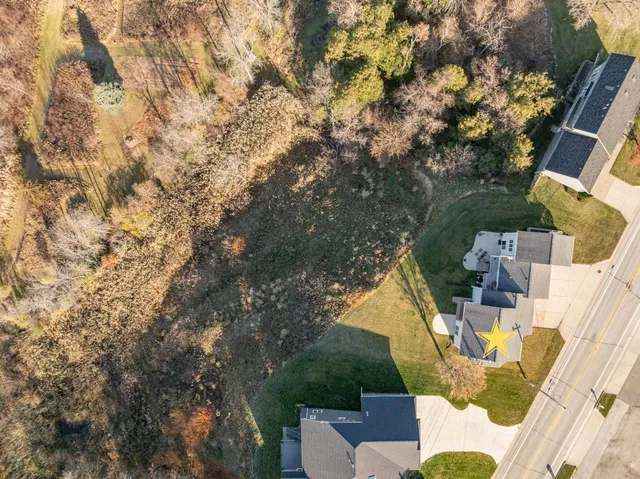 $269,900 | 2627 Bay Settlement Road, Green Bay, WI 54311