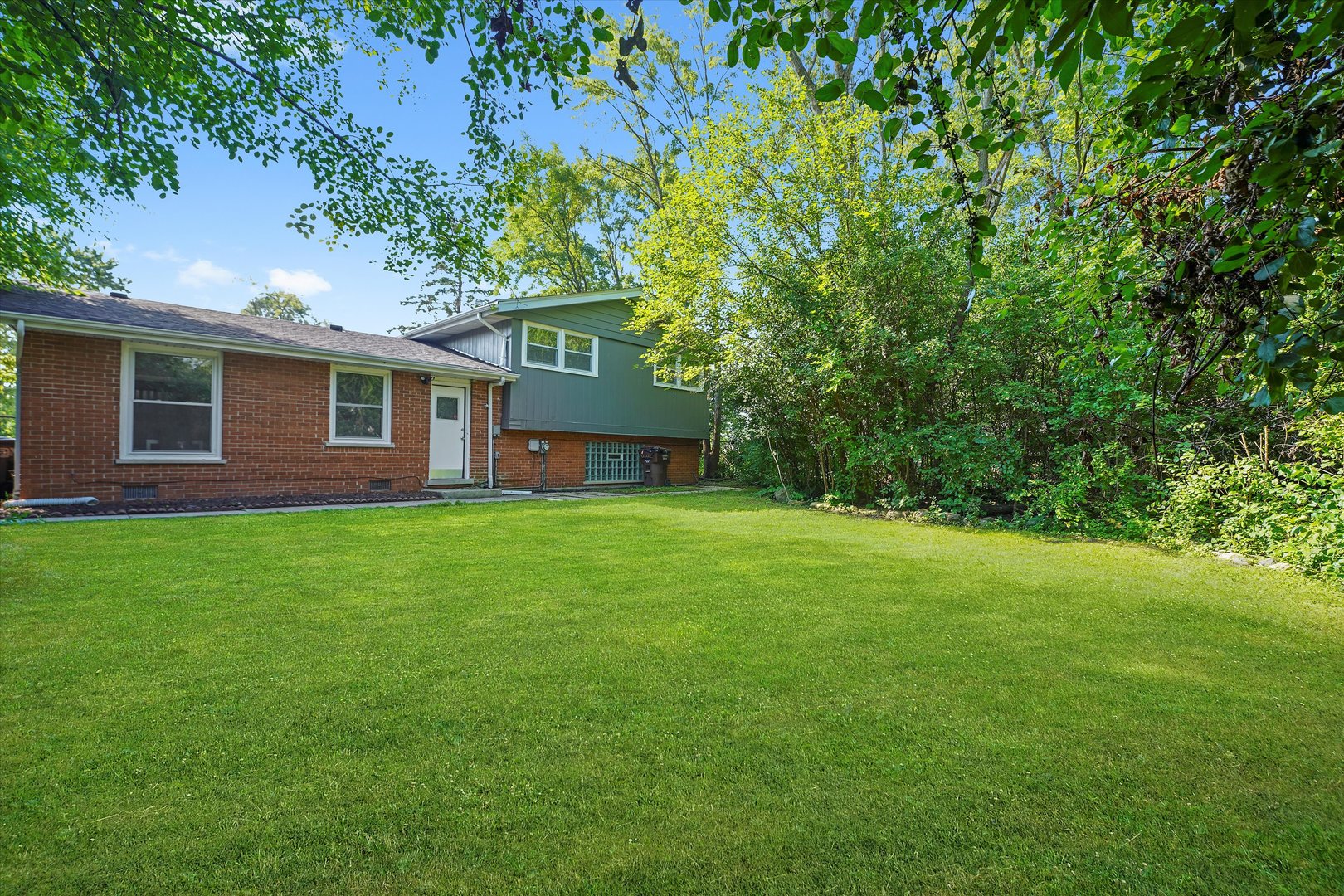 3508 Maple Lane Hazel Crest, IL 60429 - Photo 28 of 34 a front view of house with yard and green space