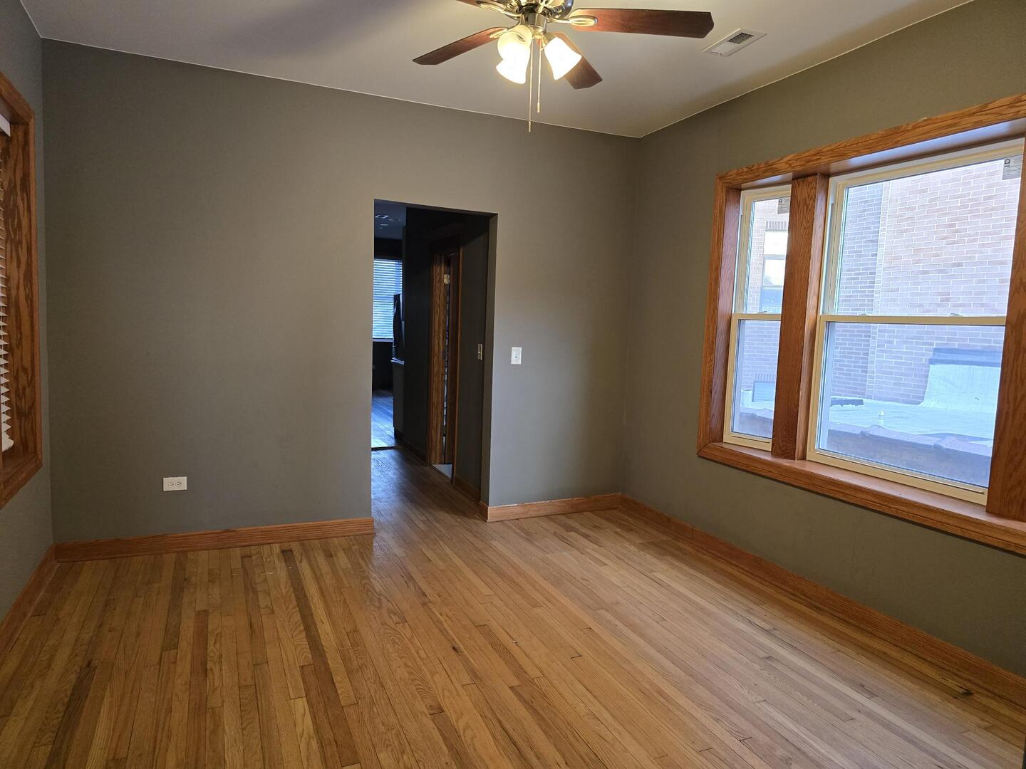 4414 North Clark Street, Unit 3 Chicago, IL 60640 - Photo 9 of 17