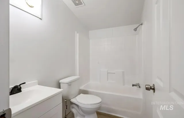 $260,000 | 40 North 483 West, Burley, ID 83318