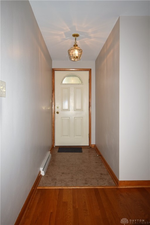 4342 Phoenix Drive Springfield, OH 45503 - Photo 5 of 25 Front entry hallway. Living room is to the right