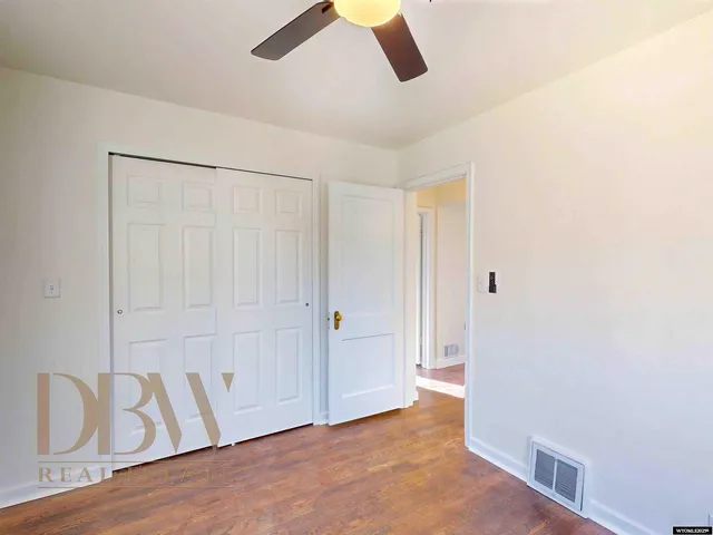 $295,000 | 1044 Warren Street, Thermopolis, WY 82443