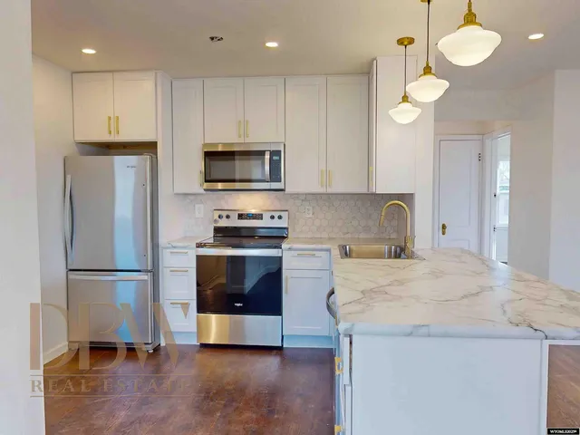 $295,000 | 1044 Warren Street, Thermopolis, WY 82443