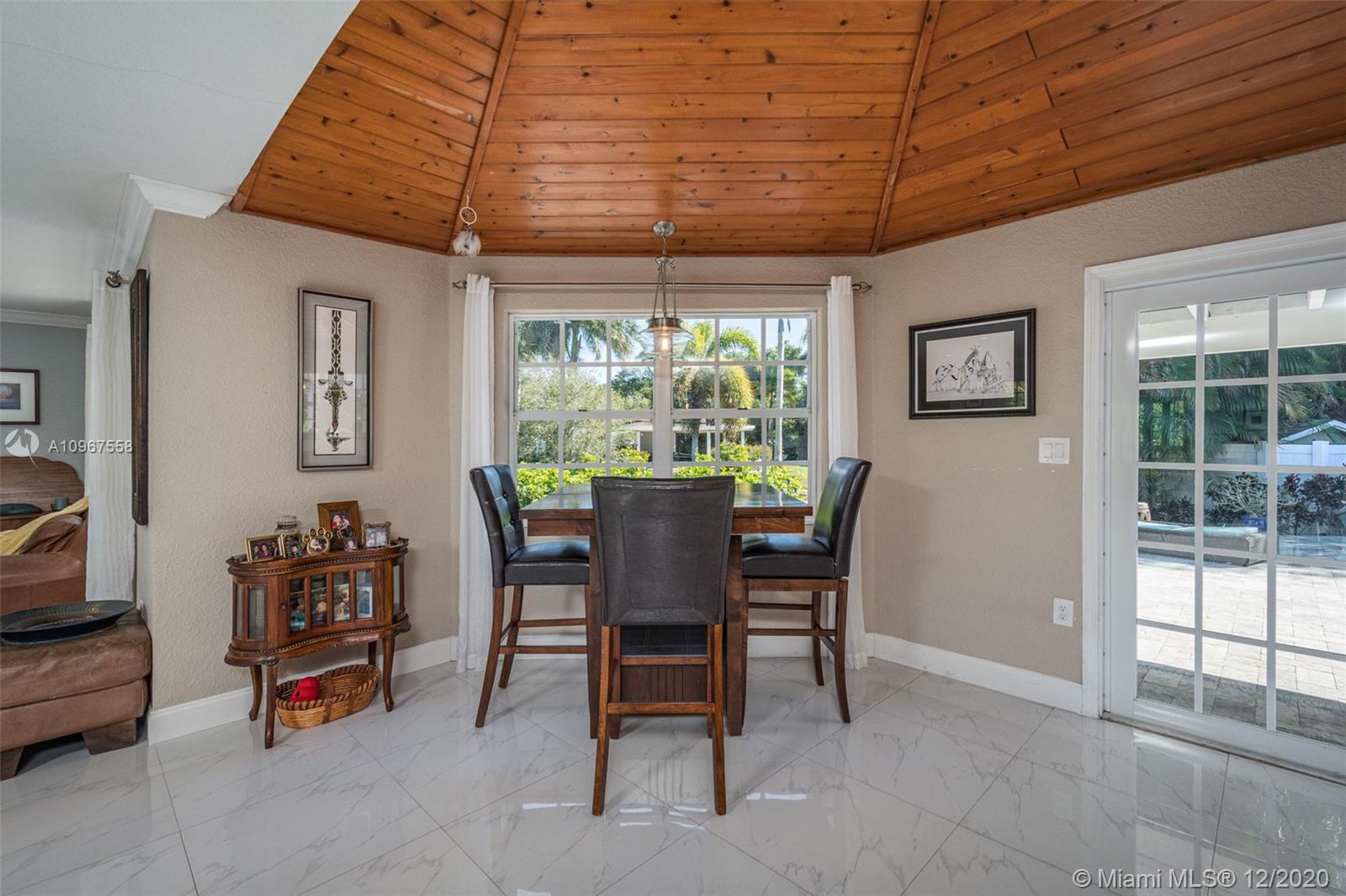 5500 Holatee Trail Southwest Ranches, FL 33330 - Photo 10 of 35 Gallery Image 10