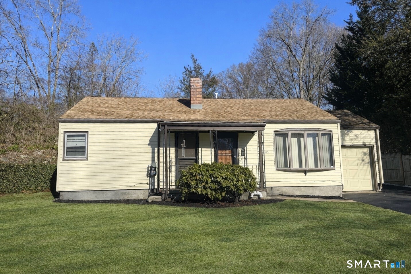 355 Broadbridge Road Bridgeport, CT 06610 - Photo 1 of 13