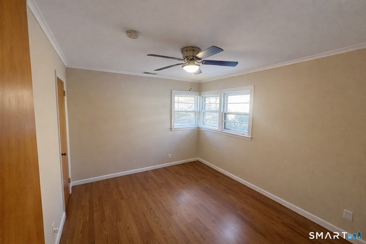 355 Broadbridge Road Bridgeport, CT 06610 - Photo 7 of 13