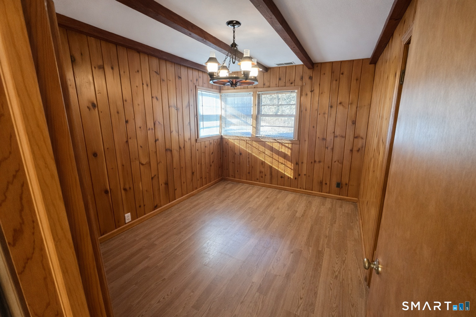 355 Broadbridge Road Bridgeport, CT 06610 - Photo 8 of 13