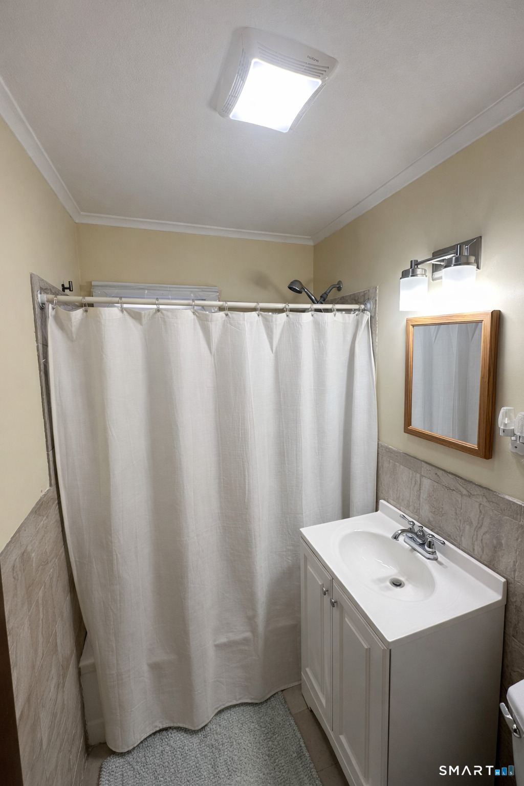 355 Broadbridge Road Bridgeport, CT 06610 - Photo 9 of 13