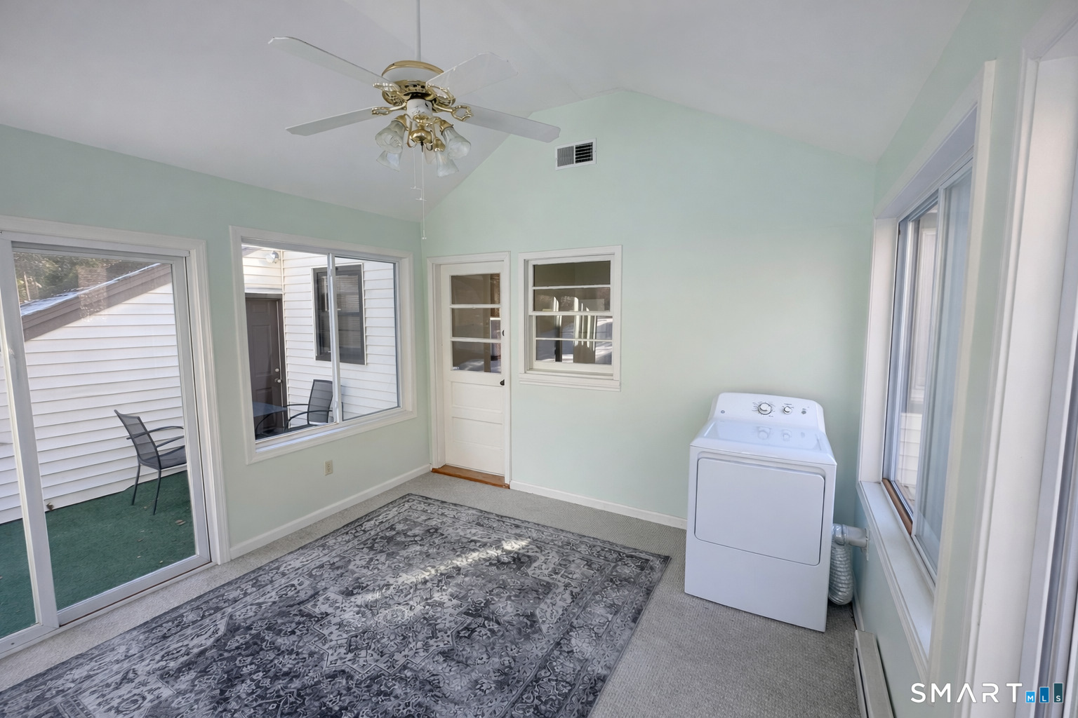 355 Broadbridge Road Bridgeport, CT 06610 - Photo 10 of 13