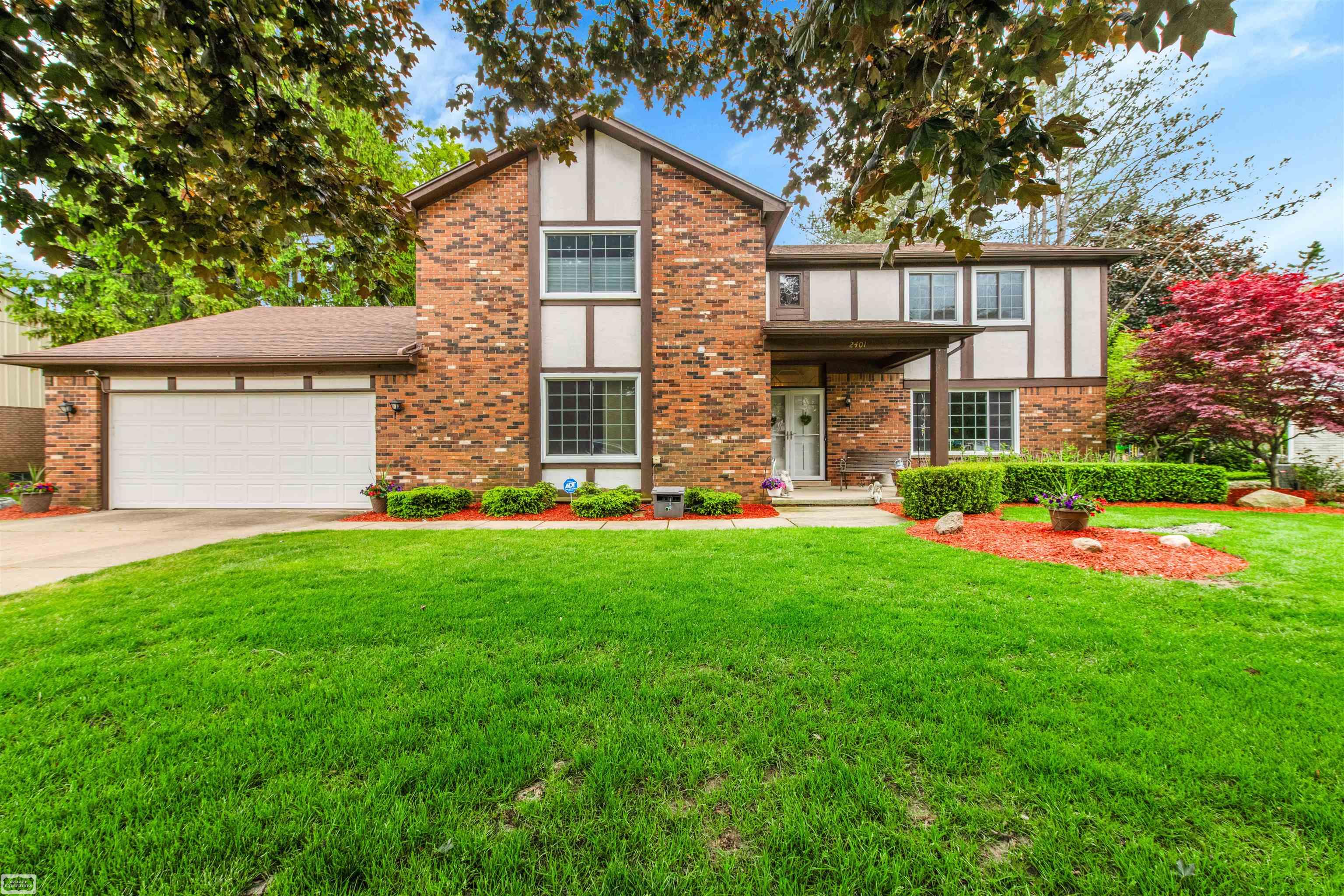 2401 Chalet Drive Rochester Hills, MI 48309 - Photo 1 of 45