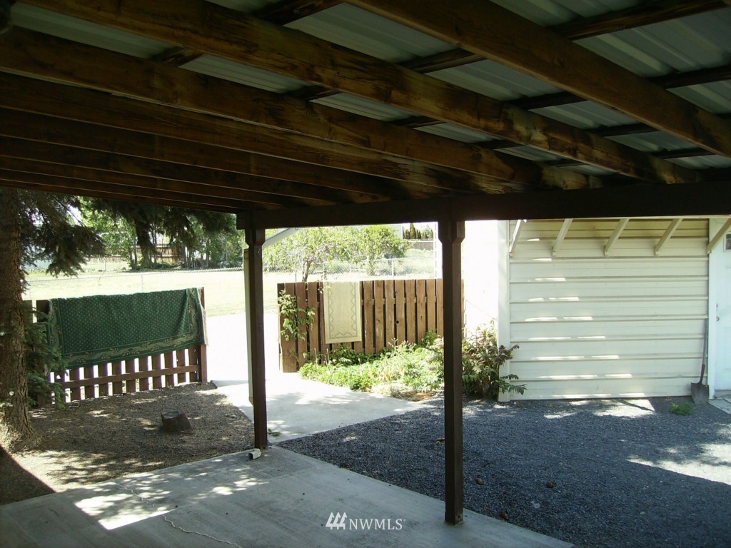 8654 Jean Road Northeast Moses Lake, WA 98837 - Photo 12 of 25 Gallery Image 12