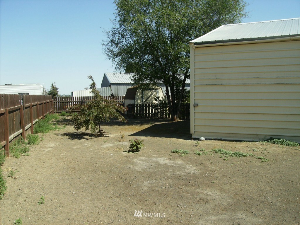 8654 Jean Road Northeast Moses Lake, WA 98837 - Photo 20 of 25 Gallery Image 20
