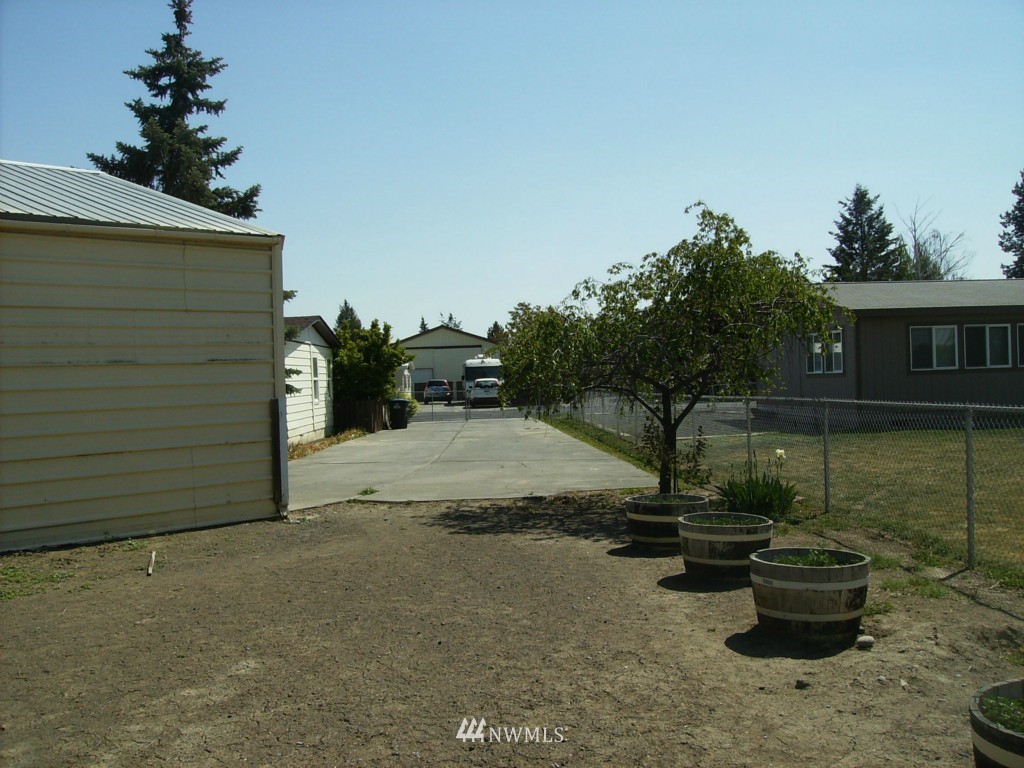 8654 Jean Road Northeast Moses Lake, WA 98837 - Photo 21 of 25 Gallery Image 21