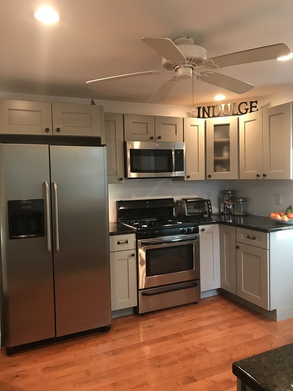 30 Balcomb Street Salem, MA 01970 - Photo 3 of 11 Gallery Image 3