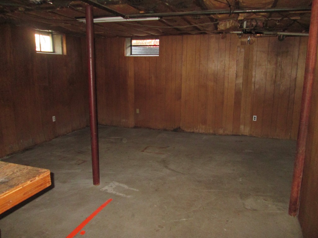 235 Massasoit Road Worcester, MA 01604 - Photo 11 of 14 Gallery Image 11