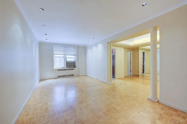 $279,000 | 11034 73rd Road, Unit 1D | Forest Hills