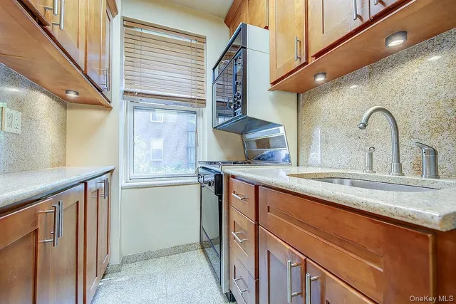 $279,000 | 11034 73rd Road, Unit 1D | Forest Hills