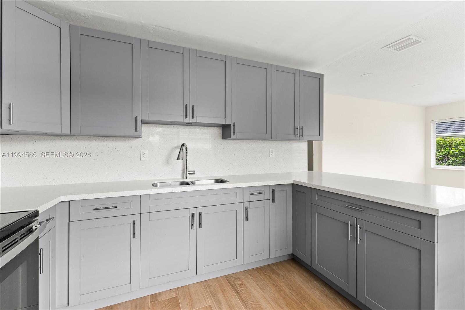 6121 Southwest 40th Court, Unit B Miramar, FL 33023 - Photo 4 of 15