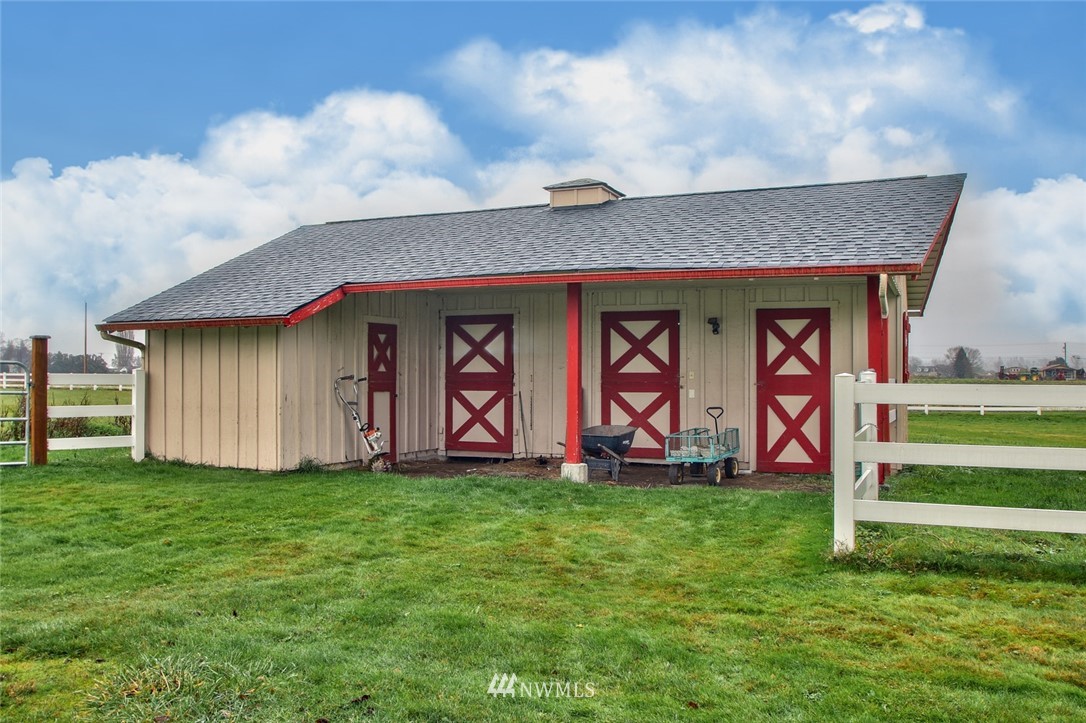 16796 Dunbar Road Mount Vernon, WA 98273 - Photo 4 of 25