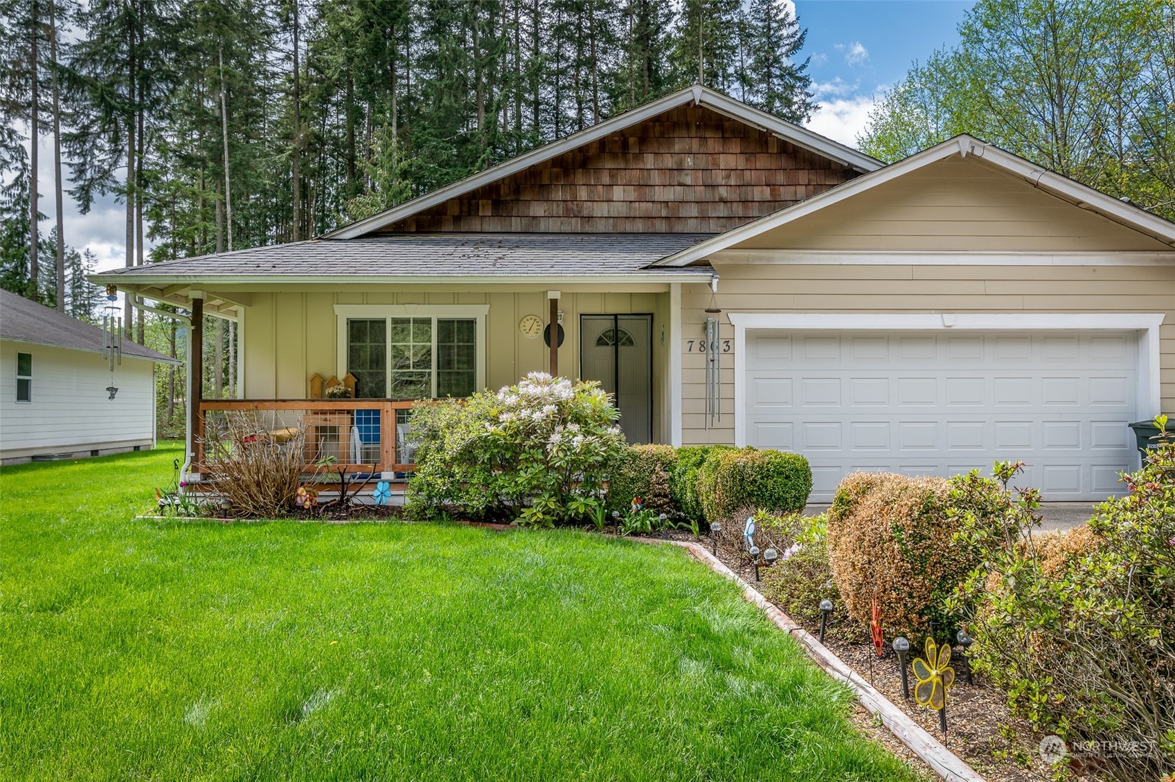 7863 Santa Fe Trail Maple Falls, WA 98266 - Photo 3 of 30 a front view of house with yard and green space