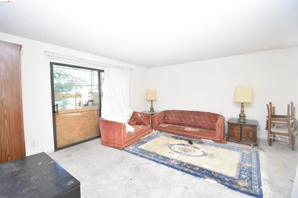 $225,000 | 330 North Civic Drive, Unit 301, Walnut Creek, CA 94596
