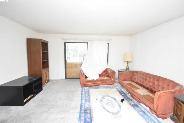 $225,000 | 330 North Civic Drive, Unit 301, Walnut Creek, CA 94596