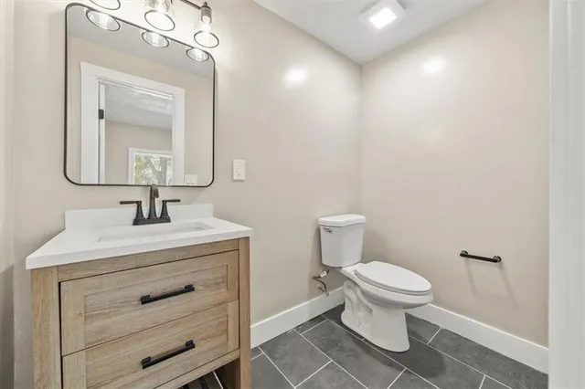 $244,000 | 8304 East 106th Street, Kansas City, MO 64134