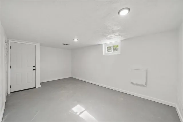 $244,000 | 8304 East 106th Street, Kansas City, MO 64134