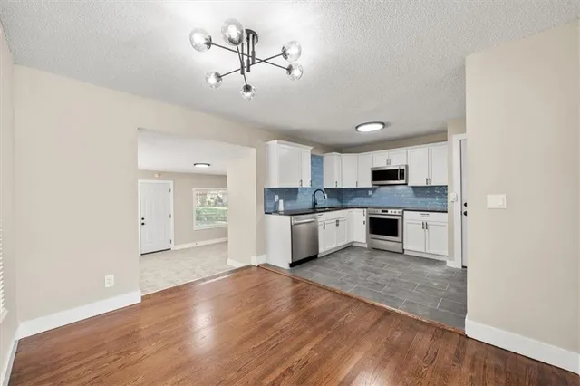 $244,000 | 8304 East 106th Street, Kansas City, MO 64134