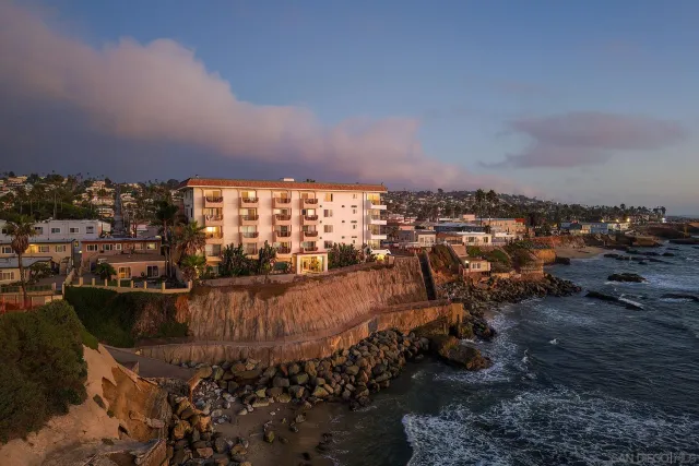 $1,075,000 | 4878 Pescadero Avenue, Unit 103, San Diego, CA 92107
