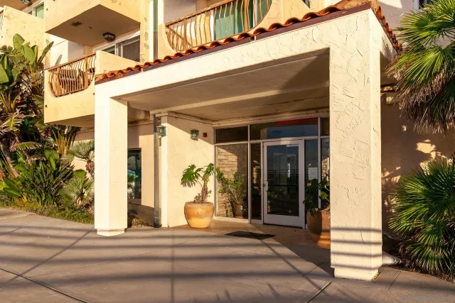 $1,075,000 | 4878 Pescadero Avenue, Unit 103, San Diego, CA 92107