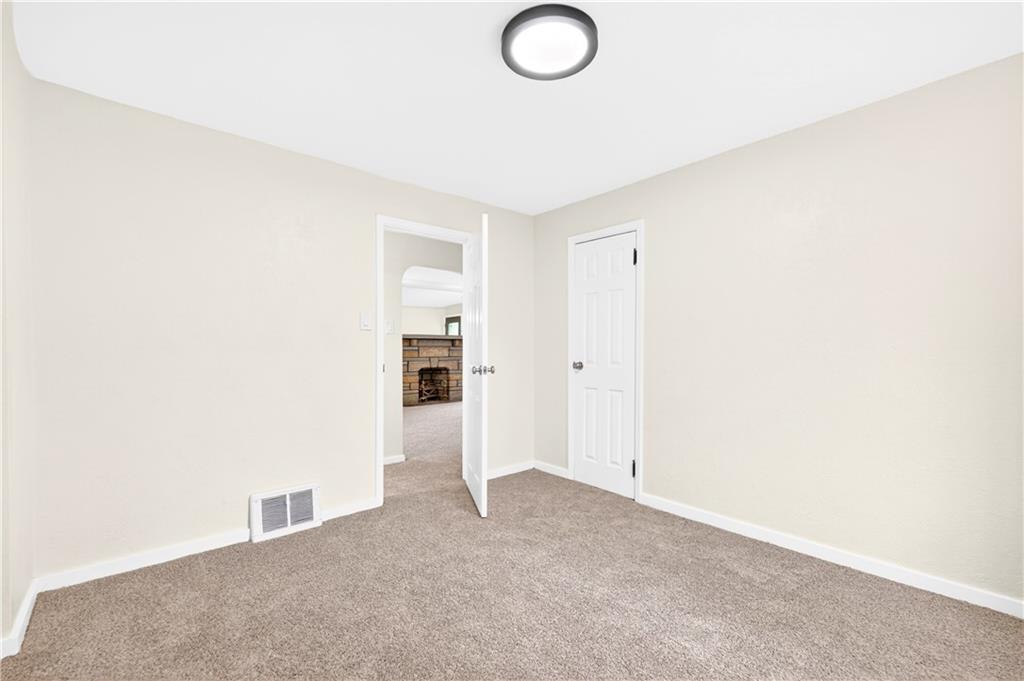 692 Simpson Howell Road Elizabeth, PA 15037 - Photo 32 of 44 Main floor bedroom 2