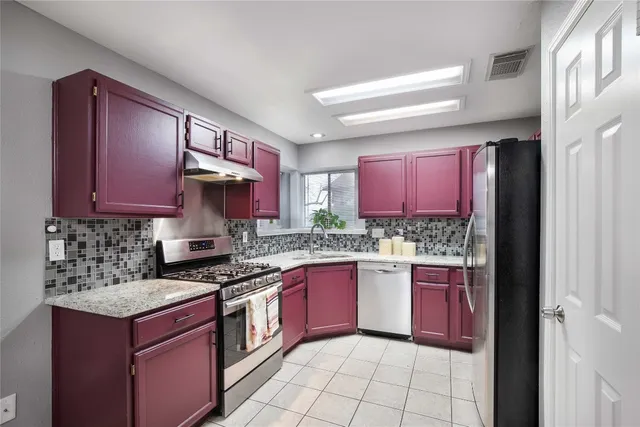 $1,850 | 1205 Ivybridge Drive, Pflugerville, TX 78660