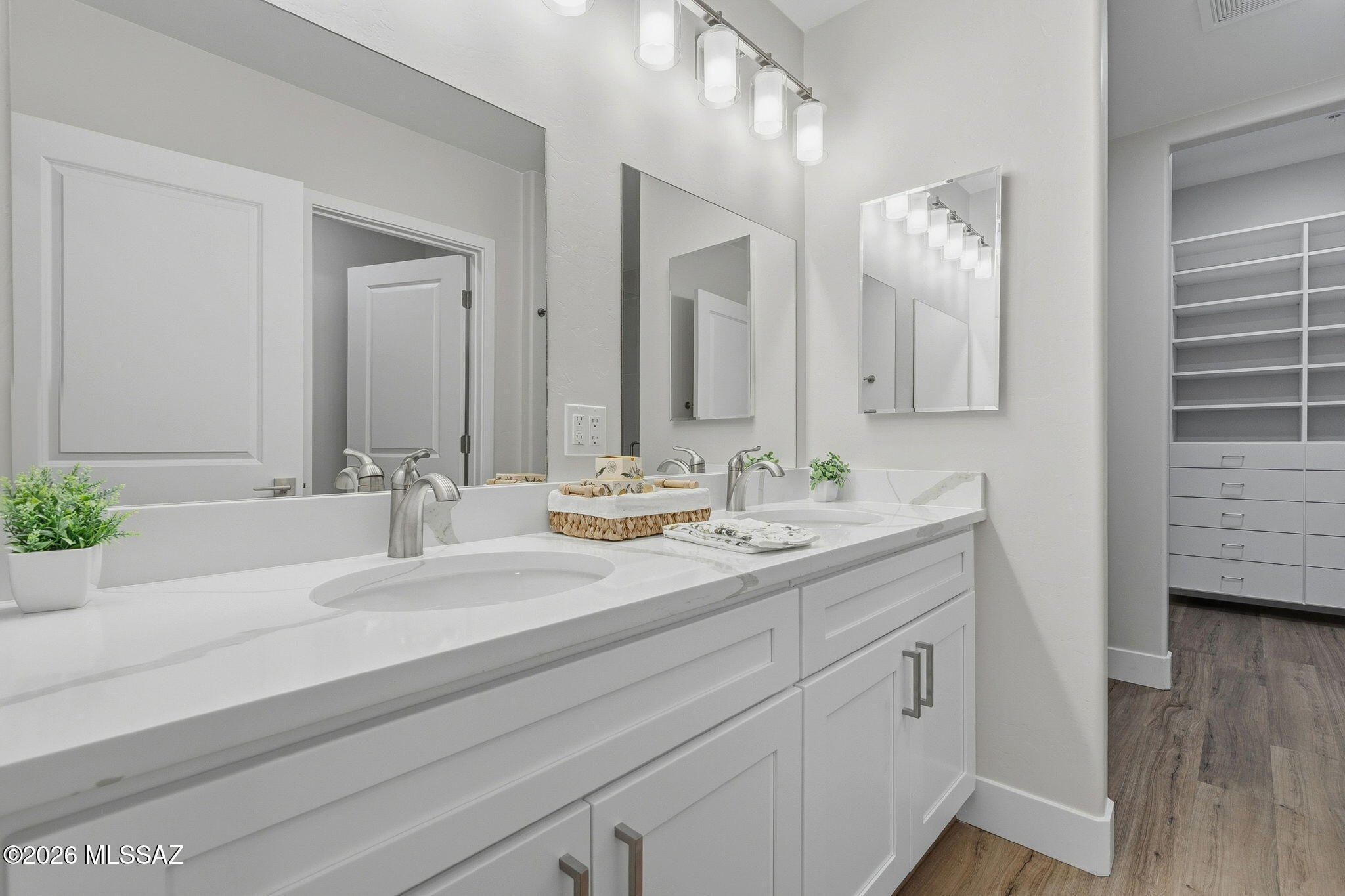 2022 East River Road, Unit 102 Tucson, AZ 85718 - Photo 11 of 21 Primary Bathroom Vanity