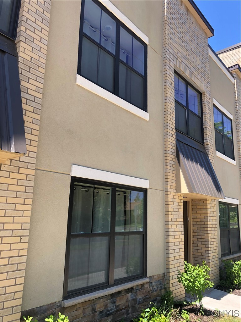 224 Chapel Street Manlius, NY 13066 - Photo 2 of 19