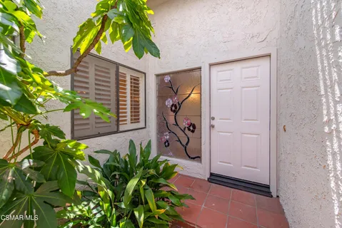 $999,000 | 2752 Lakewood Place, Westlake Village, CA 91361