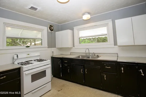 $1,650 | 701 East Main Street, Aberdeen, NC 28315