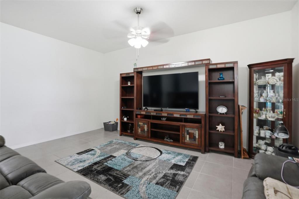13635 Hunting Creek Place Spring Hill, FL 34609 - Photo 13 of 36