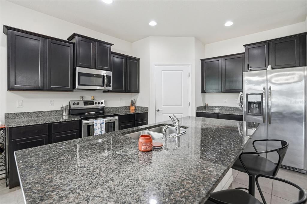 13635 Hunting Creek Place Spring Hill, FL 34609 - Photo 4 of 36