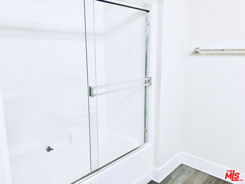 1241 5th Street, Unit 502 Santa Monica, CA 90401 - Photo 19 of 33 a view of a small space