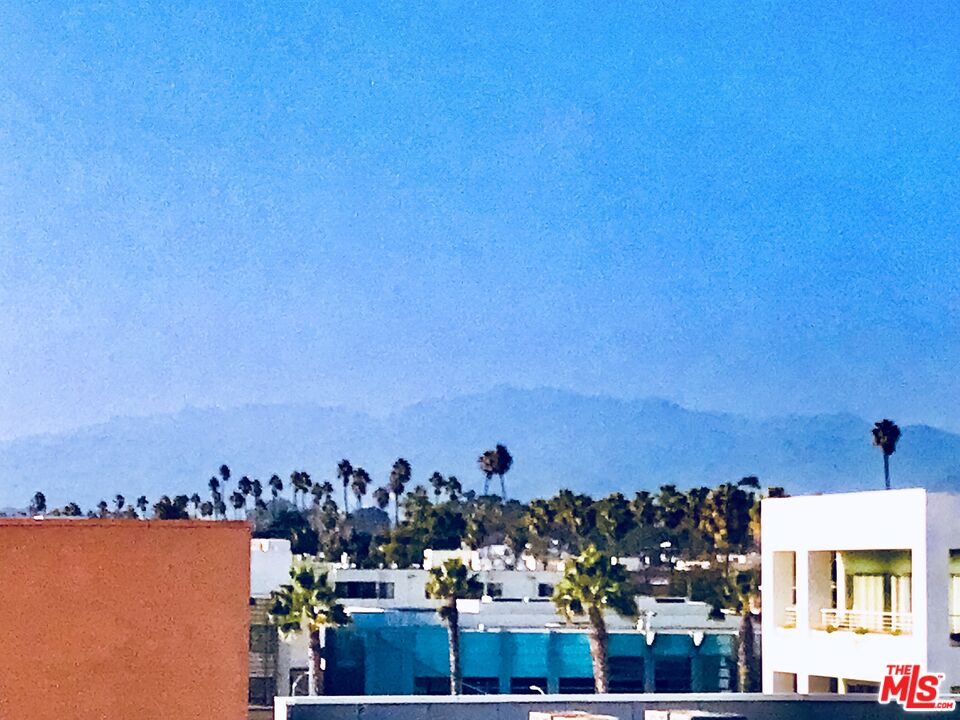 1241 5th Street, Unit 502 Santa Monica, CA 90401 - Photo 8 of 33 a view of a city