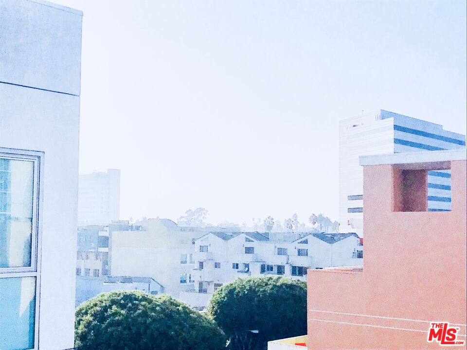 1241 5th Street, Unit 502 Santa Monica, CA 90401 - Photo 10 of 33 a view of a city with tall buildings