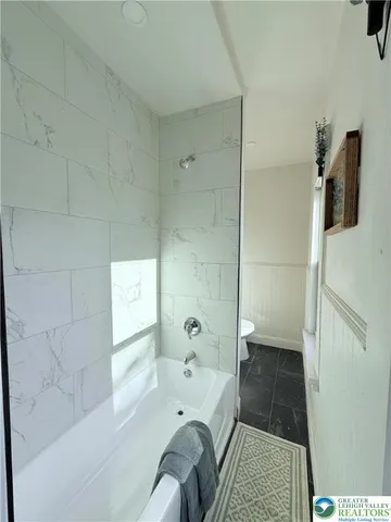 $425,000 | 616 Valley Street, Easton, PA 18042