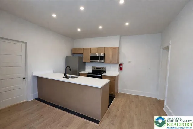 $425,000 | 616 Valley Street, Easton, PA 18042