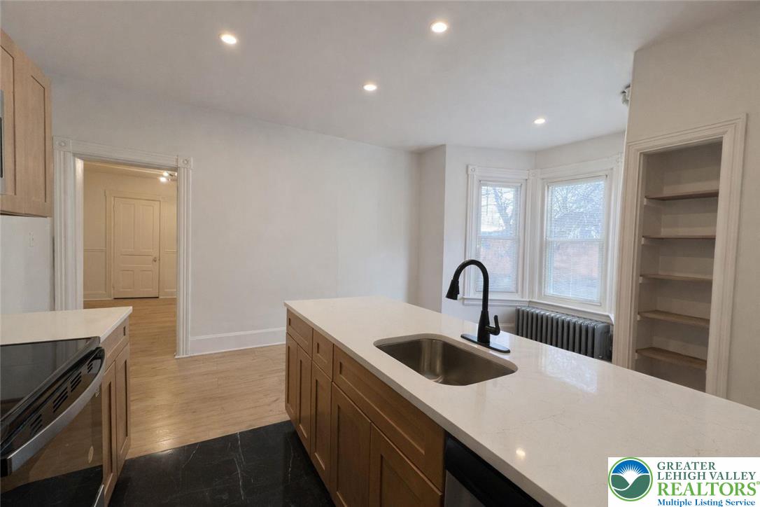 616 Valley Street Easton, PA 18042 - Photo 8 of 34