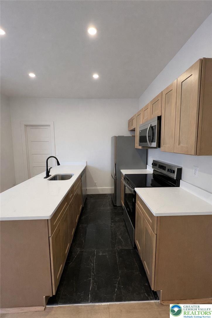 616 Valley Street Easton, PA 18042 - Photo 10 of 34